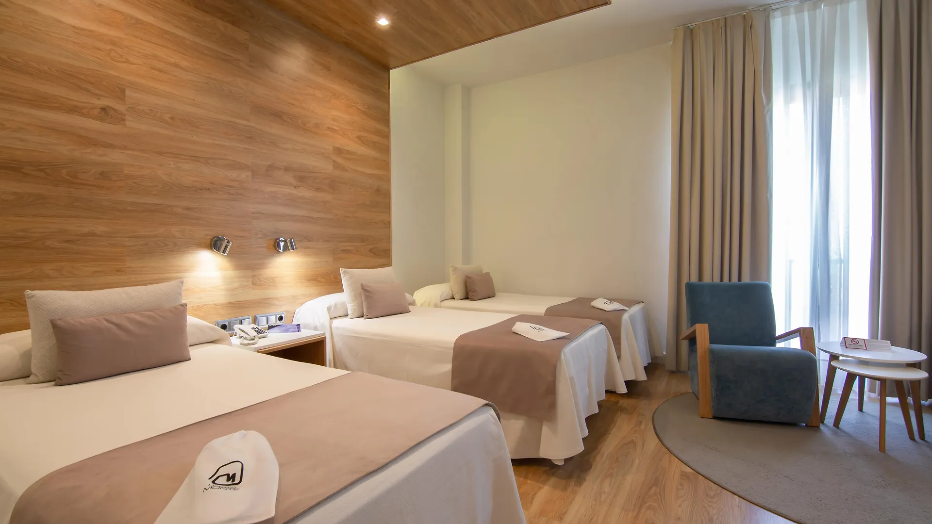Hotel Monte Puertatierra Кадис