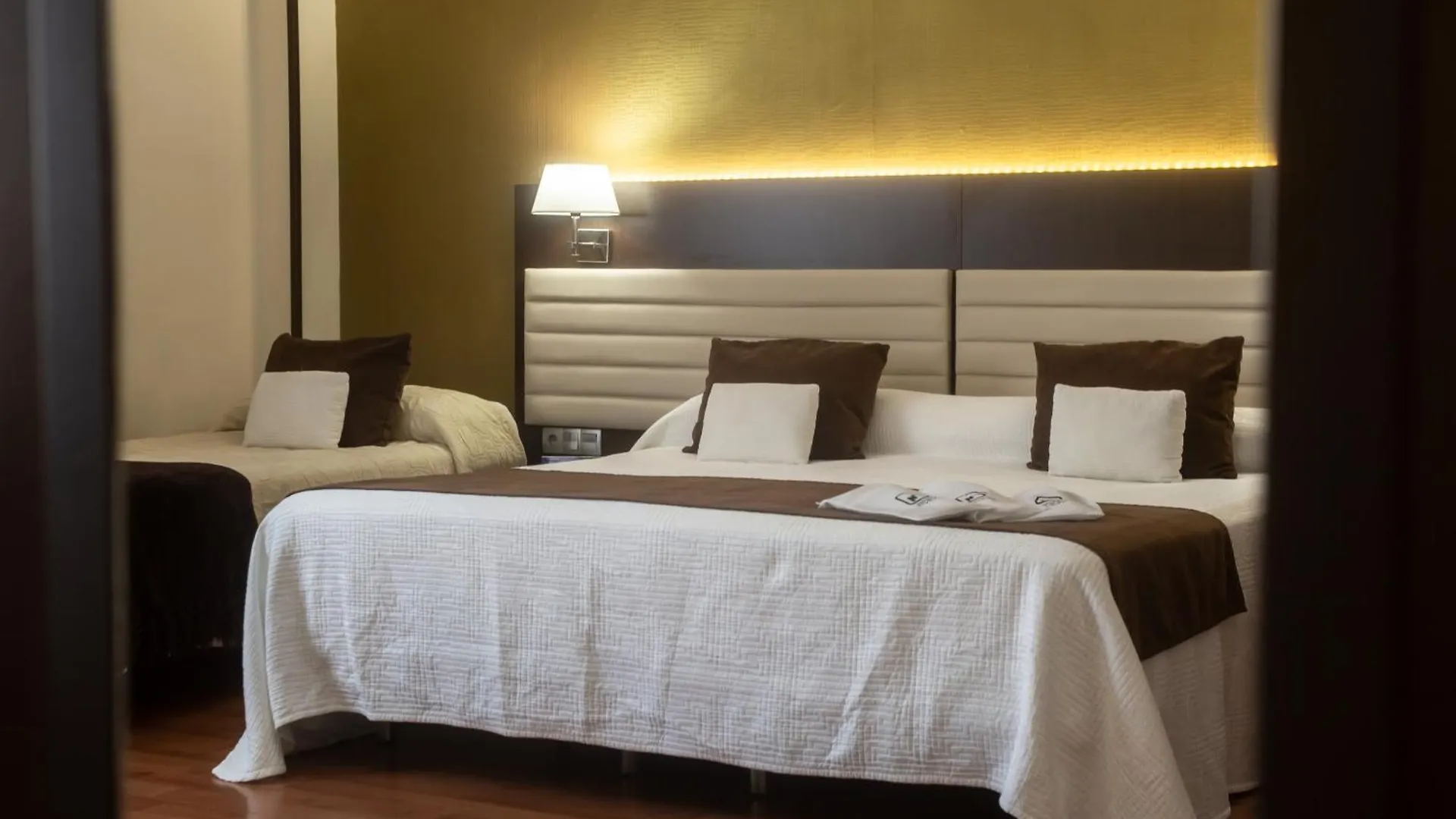 Hotel Monte Puertatierra Кадис