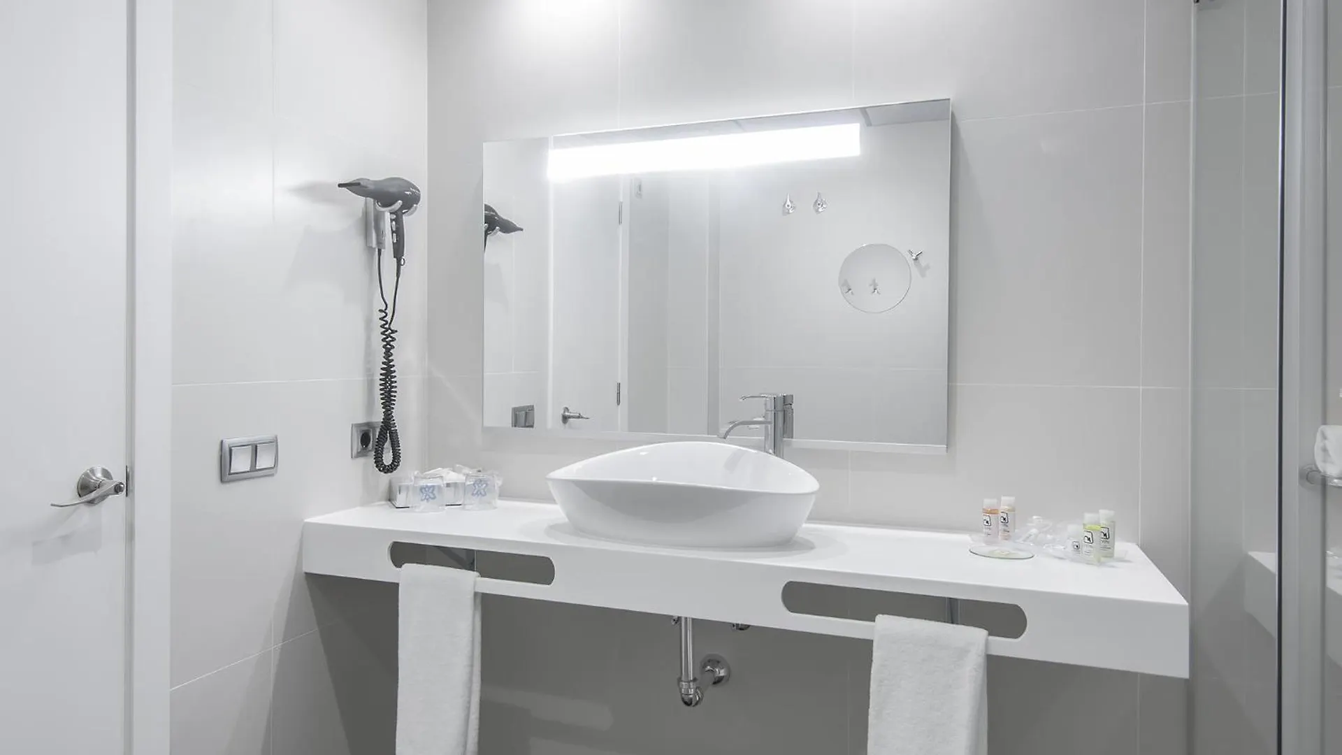 Hotel Monte Puertatierra Кадис