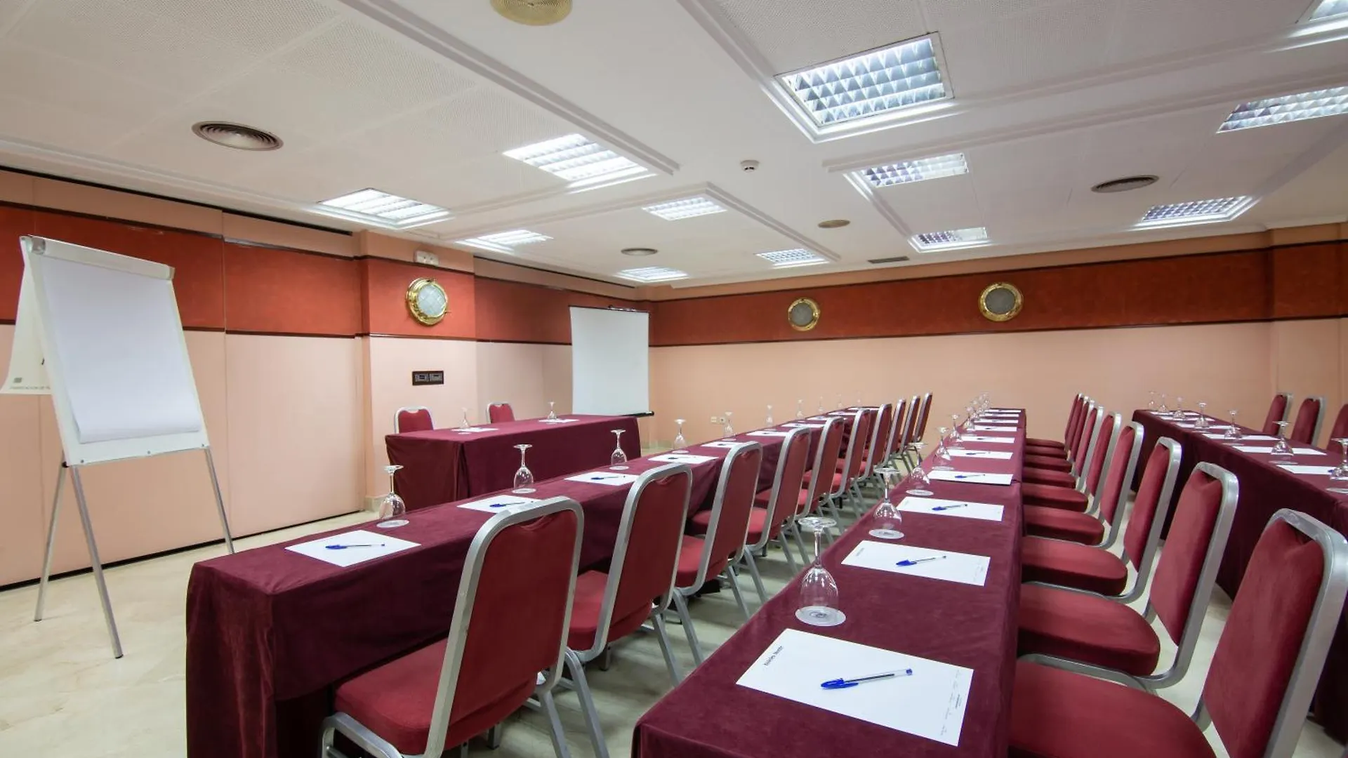 Hotel Monte Puertatierra Кадис